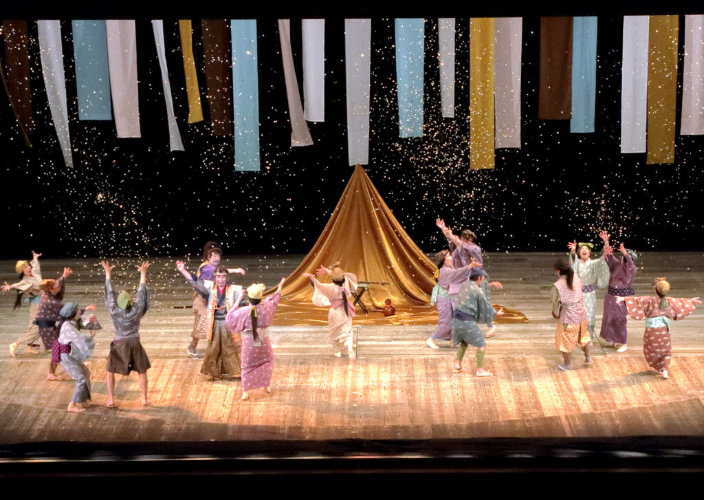 みちのく白鳥伝説 −浄土ヶ浜秘話−（村人たちの踊り3）